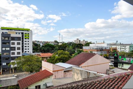 Casa de condomínio à venda com 177m², 3 quartos e 2 vagasVista - Quarto 1