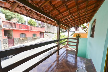 Casa à venda com 392m², 7 quartos e sem vagaVaranda