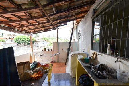 Casa à venda com 392m², 7 quartos e sem vagaArea serviço