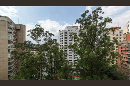 Apartamento à venda com 163m², 3 quartos e 3 vagasFoto 01