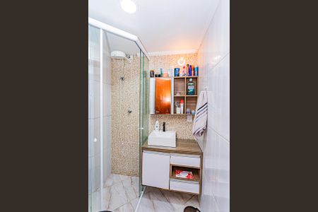 Apartamento para alugar com 65m², 2 quartos e 1 vaga Apartamento para alugar com 65m², 2 quartos e 1 vagaBanheiro