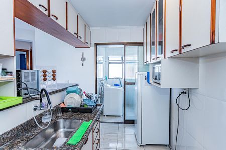 Apartamento para alugar com 65m², 2 quartos e 1 vaga Apartamento para alugar com 65m², 2 quartos e 1 vagaCozinha