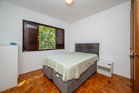 Casa à venda com 130m², 3 quartos e 2 vagasSuíte