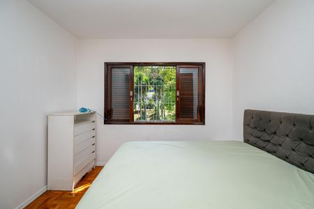 Casa à venda com 130m², 3 quartos e 2 vagasSuíte