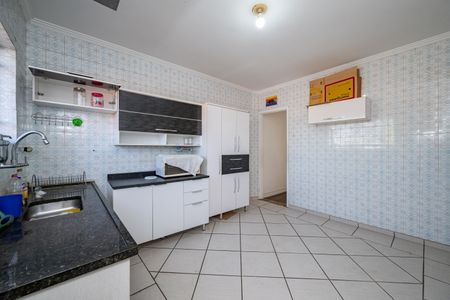 Casa à venda com 130m², 3 quartos e 2 vagasCozinha