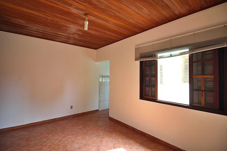 Casa para alugar com 212m², 2 quartos e 2 vagasSala/Quarto Edícula