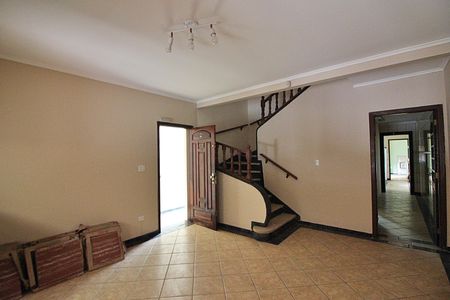 Casa para alugar com 212m², 2 quartos e 2 vagasSala