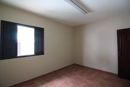 Casa para alugar com 212m², 2 quartos e 2 vagasQuarto 2