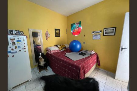 Casa à venda com 250m², 5 quartos e 2 vagas Casa à venda com 250m², 5 quartos e 2 vagasSuíte 4