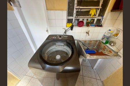 Casa à venda com 250m², 5 quartos e 2 vagas Casa à venda com 250m², 5 quartos e 2 vagasÁrea de Serviço