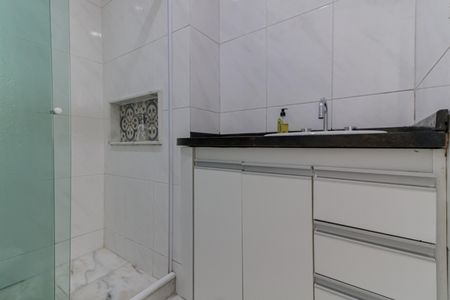 Apartamento para alugar com 70m², 2 quartos e sem vaga Apartamento para alugar com 70m², 2 quartos e sem vagaBanheiro Social