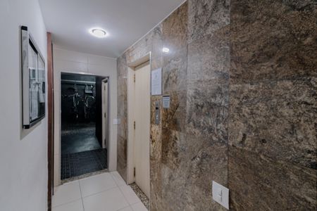 Apartamento para alugar com 70m², 2 quartos e sem vaga Apartamento para alugar com 70m², 2 quartos e sem vagaElevador