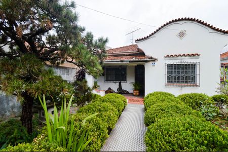 Casa à venda com 300m², 2 quartos e sem vagaFachada
