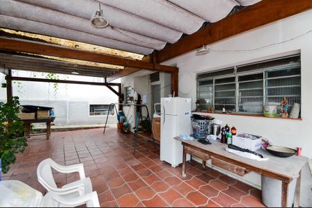 Casa à venda com 300m², 2 quartos e sem vagaÁrea comum