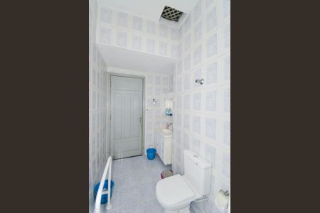 Casa à venda com 300m², 2 quartos e sem vagaBanheiro Social