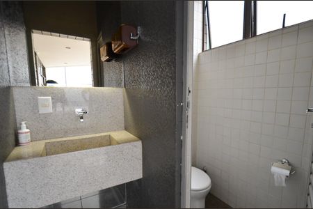 Apartamento à venda com 330m², 4 quartos e 4 vagas Apartamento à venda com 330m², 4 quartos e 4 vagasÁrea comum - Salão de festas