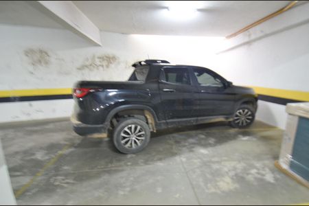 Apartamento à venda com 330m², 4 quartos e 4 vagas Apartamento à venda com 330m², 4 quartos e 4 vagasGaragem