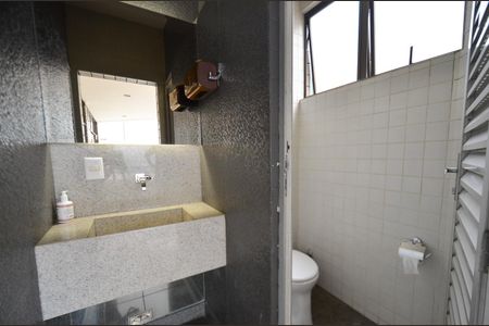 Apartamento à venda com 330m², 4 quartos e 4 vagas Apartamento à venda com 330m², 4 quartos e 4 vagasÁrea comum - Salão de festas
