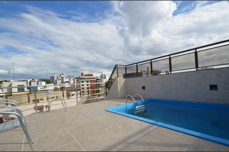 Apartamento à venda com 330m², 4 quartos e 4 vagas Apartamento à venda com 330m², 4 quartos e 4 vagasCobertura