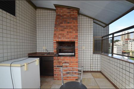 Apartamento à venda com 330m², 4 quartos e 4 vagas Apartamento à venda com 330m², 4 quartos e 4 vagasCobertura