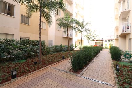 Apartamento à venda com 34m², 2 quartos e sem vagaÁrea comum