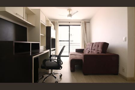 Apartamento para alugar com 41m², 1 quarto e 1 vagaSala