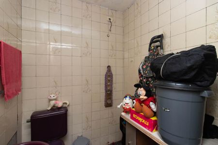 Casa à venda com 150m², 4 quartos e 1 vagaBanheiro casa 1