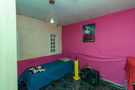 Casa à venda com 150m², 4 quartos e 1 vagaQuarto 2 Casa 2