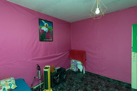 Casa à venda com 150m², 4 quartos e 1 vagaQuarto 2 Casa 2