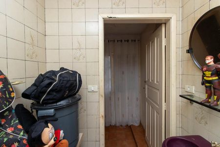 Casa à venda com 150m², 4 quartos e 1 vagaBanheiro casa 1