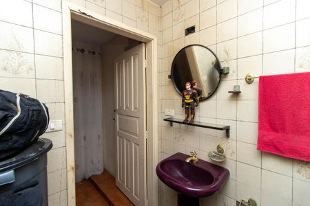 Casa à venda com 150m², 4 quartos e 1 vagaBanheiro casa 1