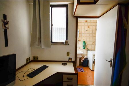 Apartamento à venda com 90m², 2 quartos e 1 vaga Apartamento à venda com 90m², 2 quartos e 1 vagaQuarto de Serviço