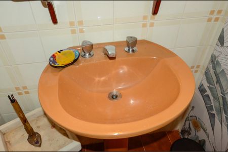 Apartamento à venda com 90m², 2 quartos e 1 vaga Apartamento à venda com 90m², 2 quartos e 1 vagaBanheiro Social