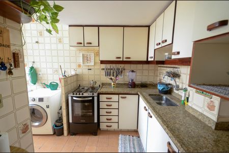 Apartamento à venda com 90m², 2 quartos e 1 vaga Apartamento à venda com 90m², 2 quartos e 1 vagaCozinha