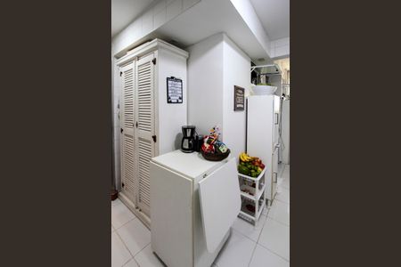 Apartamento à venda com 200m², 3 quartos e 3 vagasCozinha