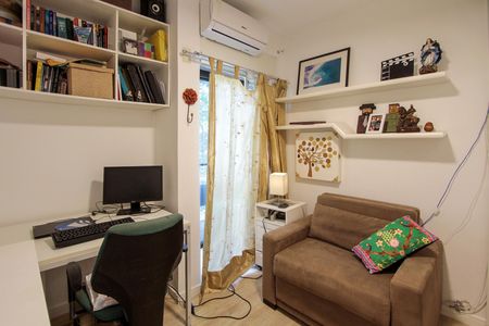 Apartamento à venda com 200m², 3 quartos e 3 vagasQuarto 2