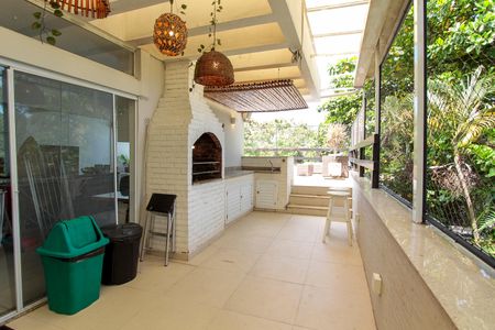 Apartamento à venda com 200m², 3 quartos e 3 vagasVaranda