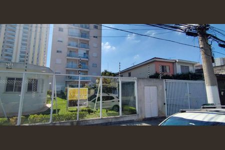 Apartamento para alugar com 63m², 2 quartos e 1 vaga Apartamento para alugar com 63m², 2 quartos e 1 vagaFachada