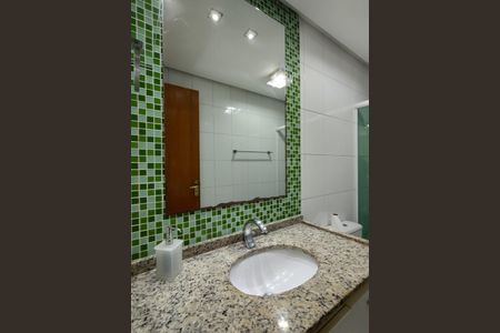 Casa de condomínio à venda com 120m², 3 quartos e 1 vagaBanheiro da Suíte 2