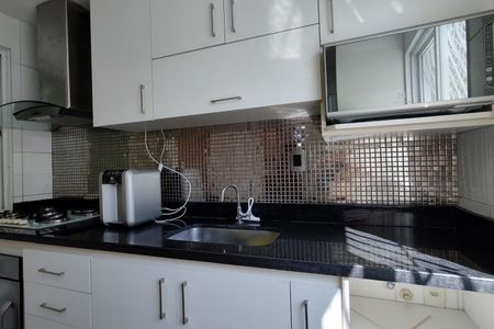 Casa de condomínio à venda com 120m², 3 quartos e 1 vaga Casa de condomínio à venda com 120m², 3 quartos e 1 vagaCozinha - Armários