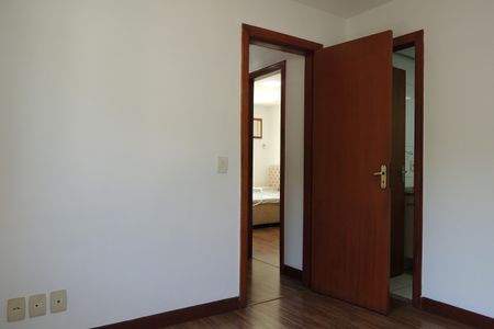 Casa de condomínio à venda com 120m², 3 quartos e 1 vagaQuarto suíte 1