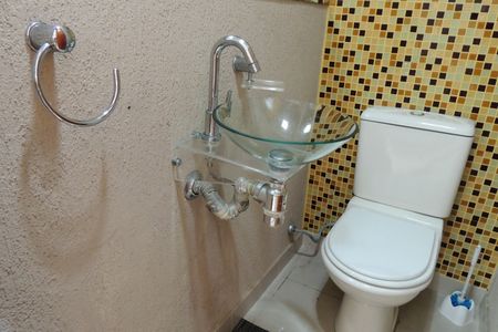 Casa de condomínio à venda com 120m², 3 quartos e 1 vagaLavabo Sala