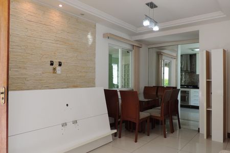 Casa de condomínio à venda com 120m², 3 quartos e 1 vaga'