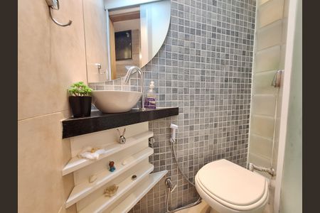 Apartamento à venda com 86m², 2 quartos e sem vagaLavabo