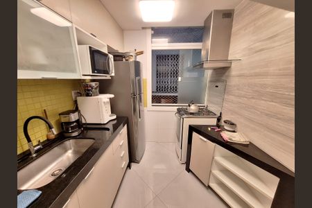 Apartamento à venda com 86m², 2 quartos e sem vagaCozinha