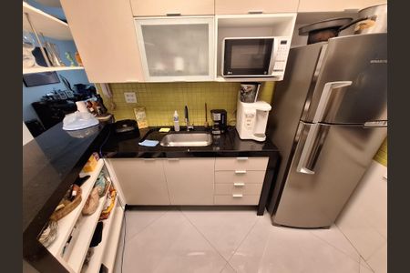 Apartamento à venda com 86m², 2 quartos e sem vagaCozinha