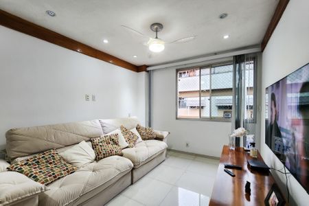 Apartamento à venda com 145m², 4 quartos e 1 vaga Apartamento à venda com 145m², 4 quartos e 1 vagaSala