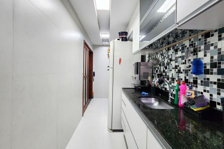 Apartamento à venda com 145m², 4 quartos e 1 vaga Apartamento à venda com 145m², 4 quartos e 1 vagaCozinha