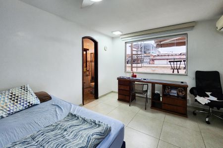 Apartamento à venda com 145m², 4 quartos e 1 vaga Apartamento à venda com 145m², 4 quartos e 1 vagaSuíte