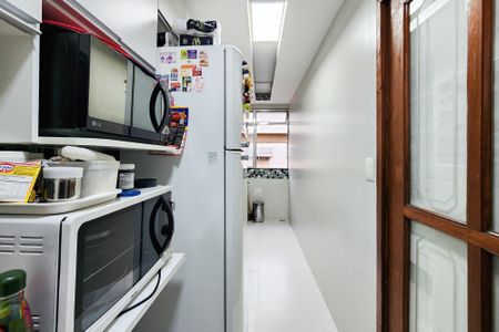 Apartamento à venda com 145m², 4 quartos e 1 vaga Apartamento à venda com 145m², 4 quartos e 1 vagaCozinha